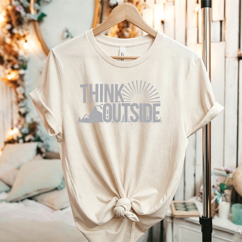 Koszulka z grafiką Think Outsi – Outdoor Adventure Quotes Short recenzja i cena